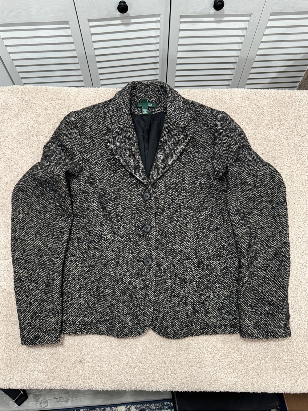 Lauren Ralph Lauren Women’s Wool Herringbone Suit Blazer + Fluted Skirt Size 8 View 2